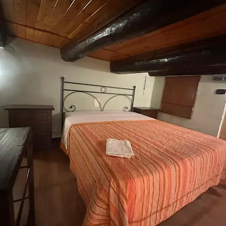 Il Veliero * Napels